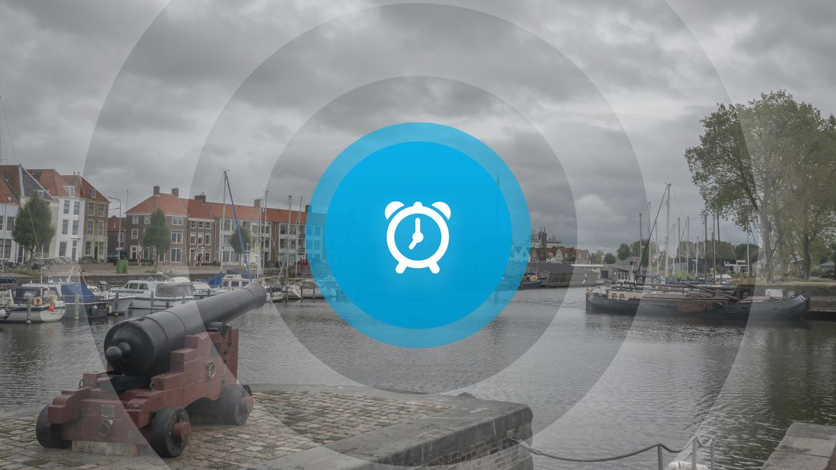 Goedemorgen! Crowdfunding, oorlogsmuseum en strafeis steekpartij