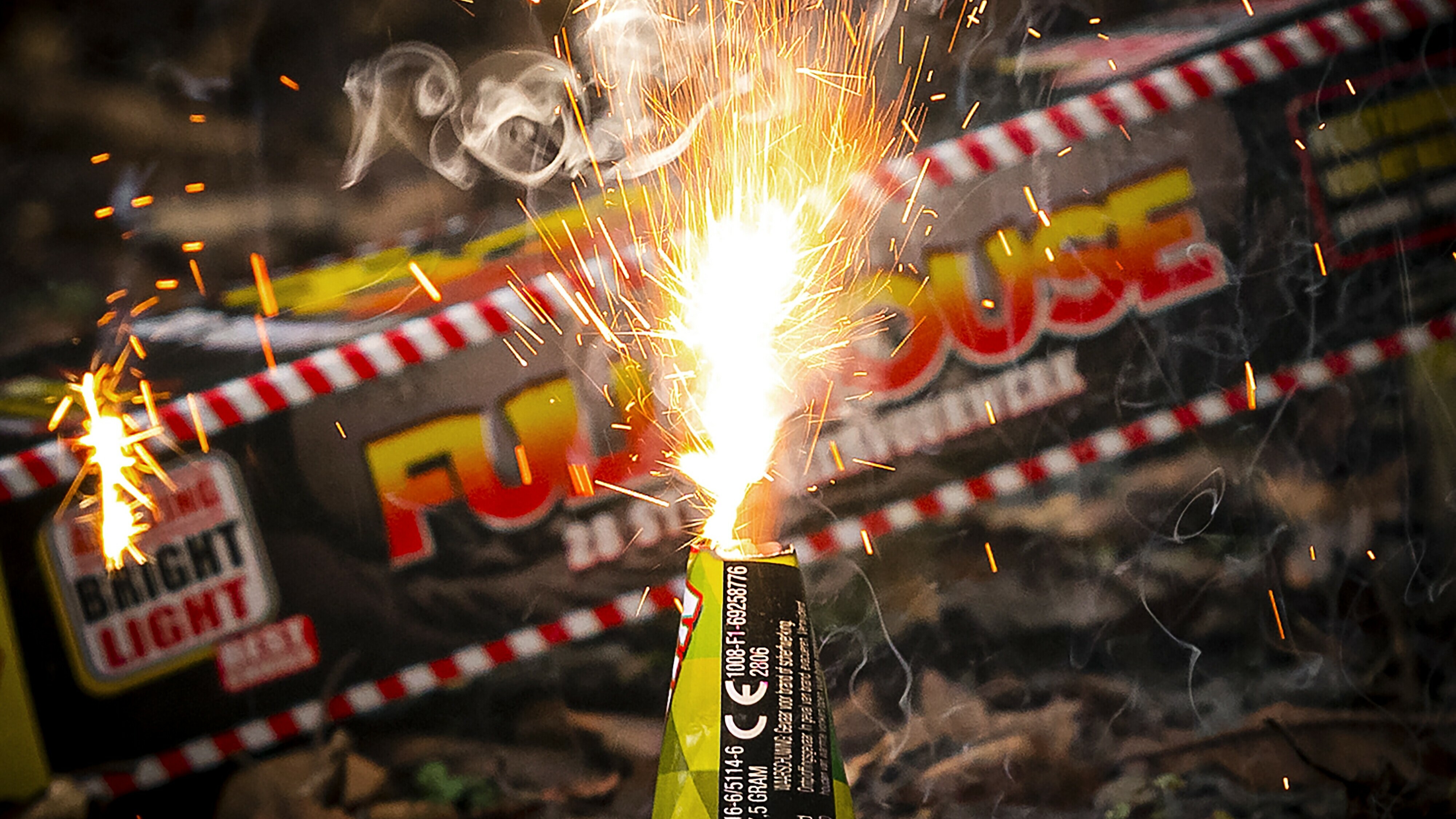 Kinderen met vuurwerk beschoten met luchtbuks, politie houdt man aan