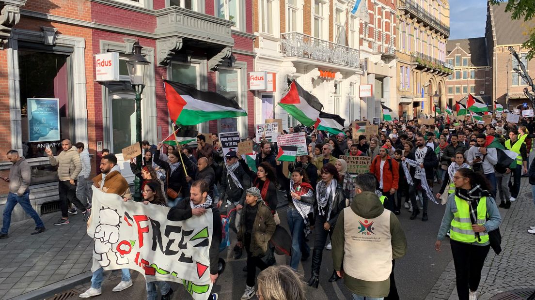 De demonstratie was een initiatief van de protestgroep Free Palestine Maastricht.