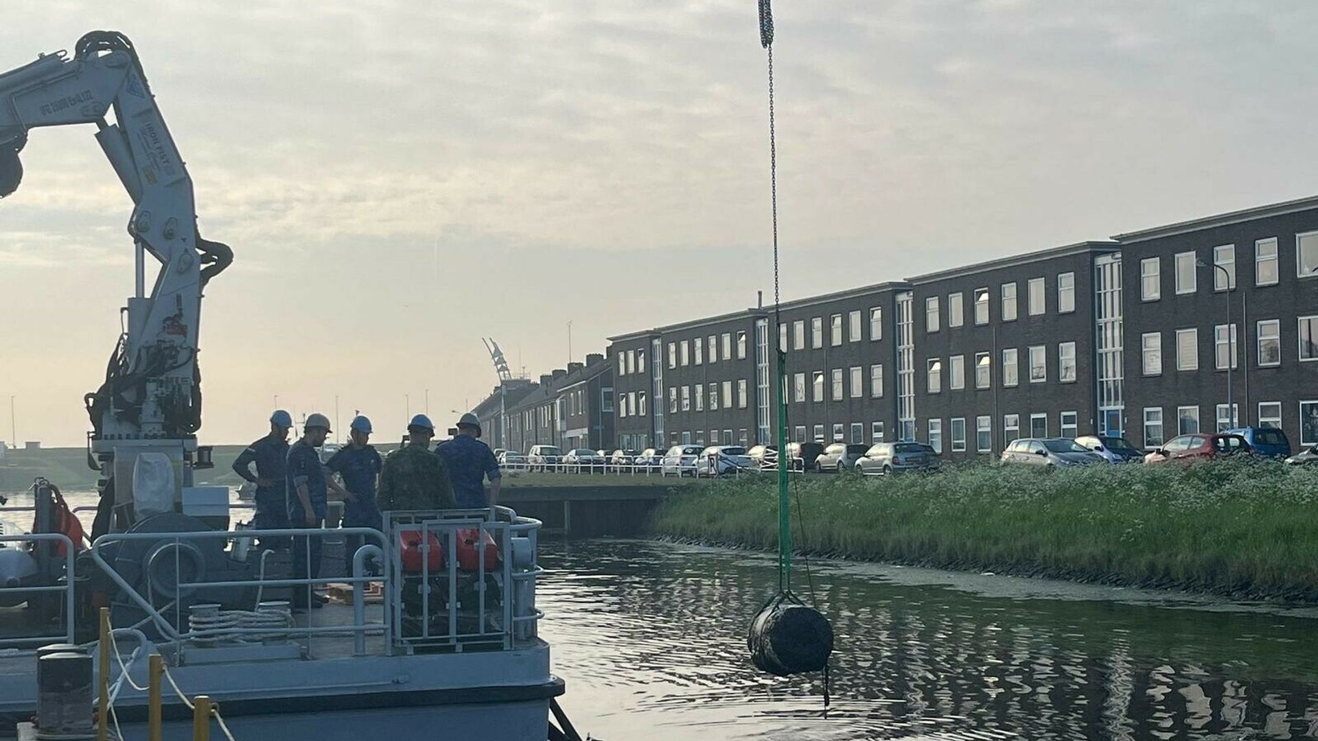 Vlissingse Zeemijn Vernietigd Op Open Zee: Bekijk Hier De Beelden ...