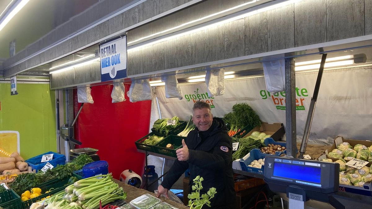 Op de markt is het koud en rustig: 'Je moet er zijn, de mensen rekenen