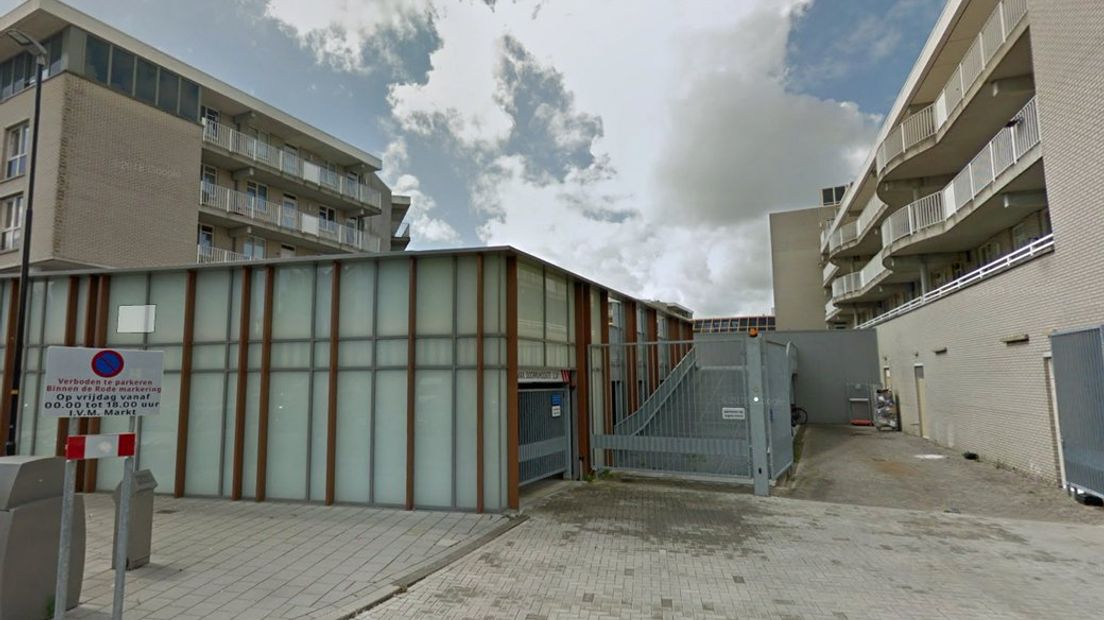 De parkeergarage bij dag | Bron: Google Streetview