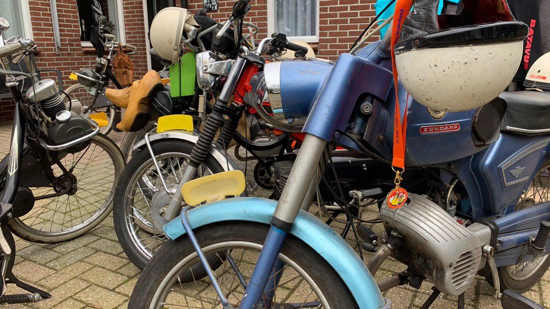 Er rijden steeds minder 'ouderwetse' bromfietsen rond (Rechten: RTV Drenthe/Martijn Klungel)