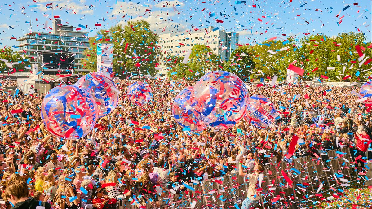 Zwolle domineert hoofdpodium Bevrijdingsfestival Overijssel, munten verdwijnen