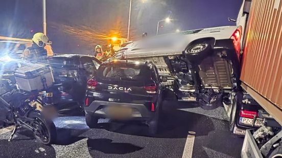 A29 en Haringvlietbrug na kettingbotsing lang dicht geweest