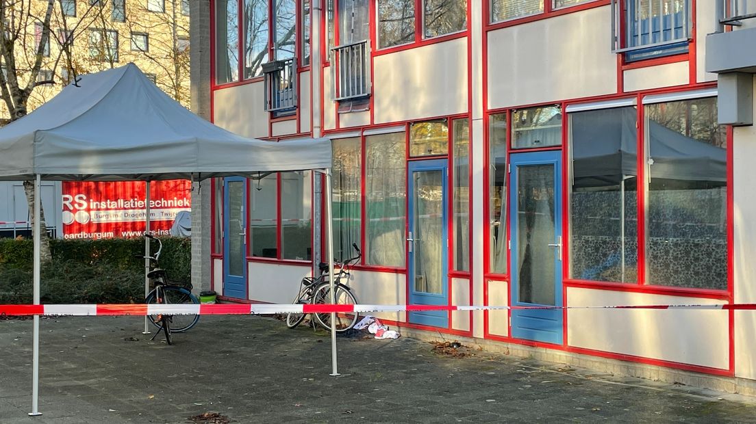 De woning van de verdachte is door de politie afgezet
