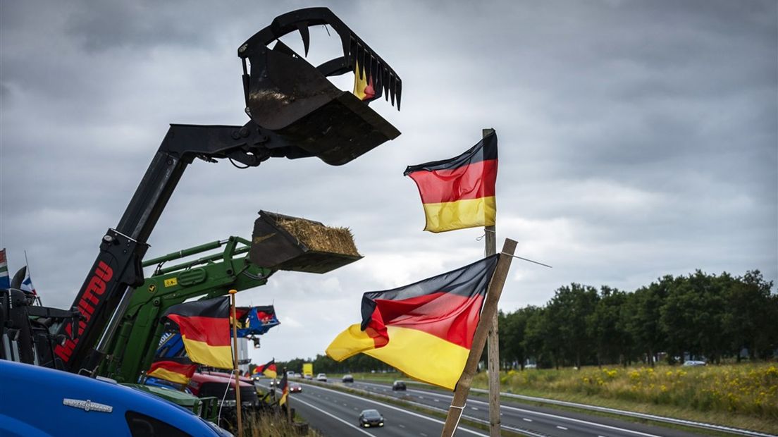 Duitse boeren dreigen met verkeersacties uit protest tegen het landbouwbeleid.