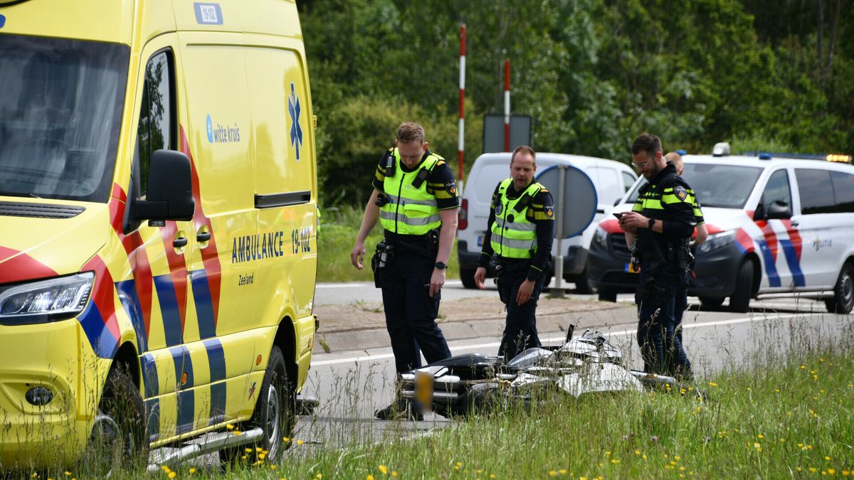Motorrijder en fietser gewond na botsing bij Zoutelande