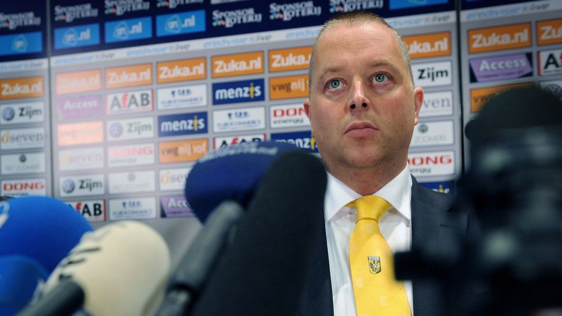 Maasbert Schouten wil Vitesse overnemen, maar stelt wel eisen