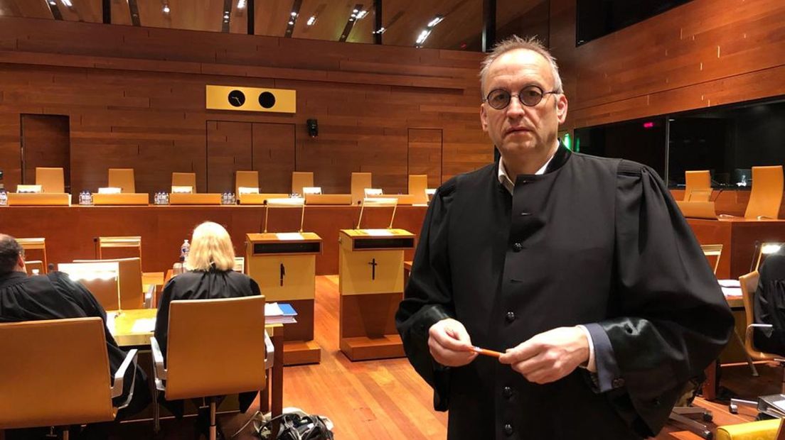 Marcel Middelkamp in de rechtszaal in Luxemburg.