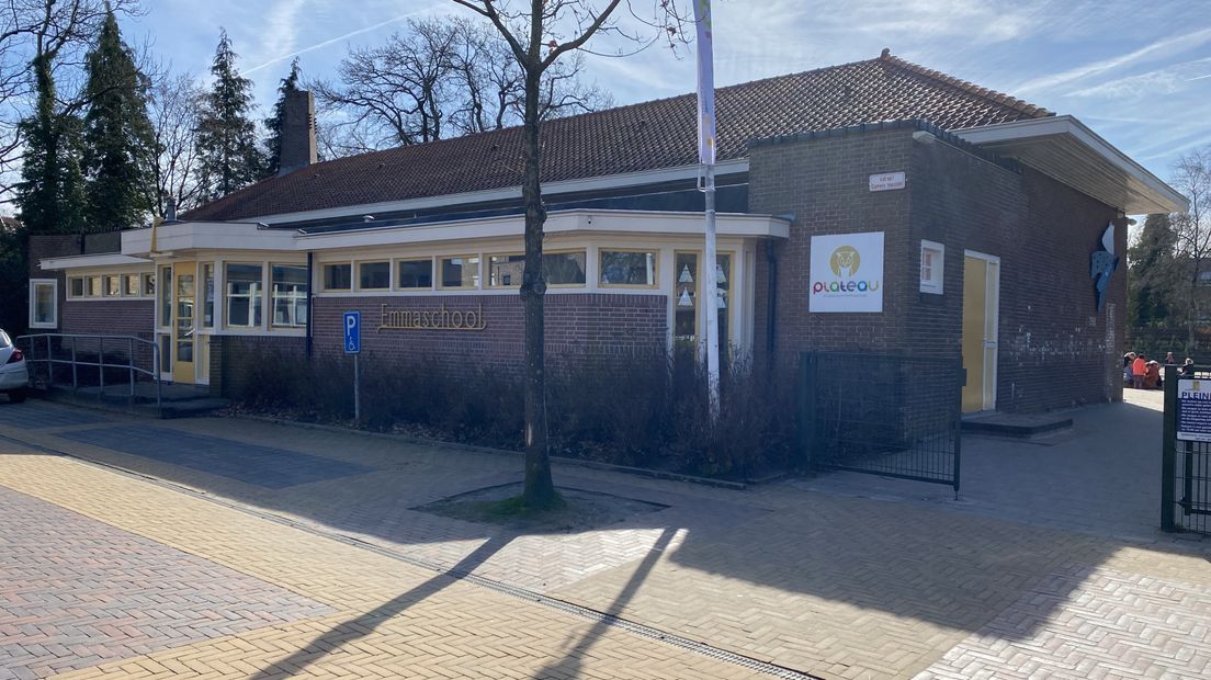 De komende jaren wordt de Emmaschool aan de Prinses Irenestraat verbouwd.