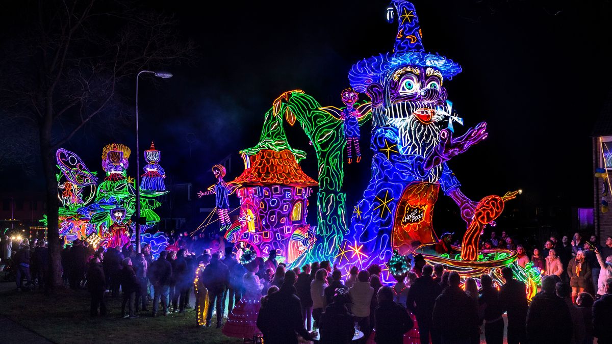 CV Mander winnaar Twentse Verlichte Carnavalsoptocht Tubbergen