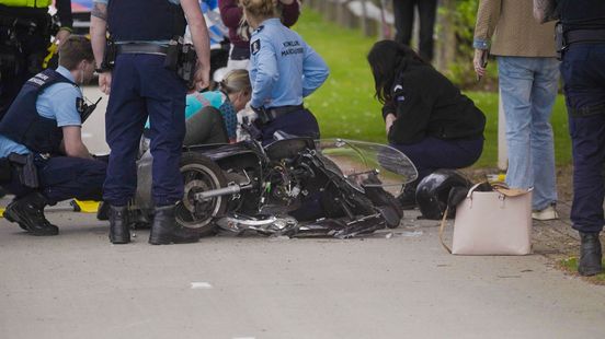 Scooterrijder gewond na ongeval ter hoogte van Maastricht Aachen Airport. Scooterrijder gewond na ongeval ter hoogte van Maastricht Aachen Airport.
