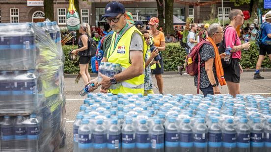 Van nat naar 'onaangenaam warm'; een weerweek in cijfers