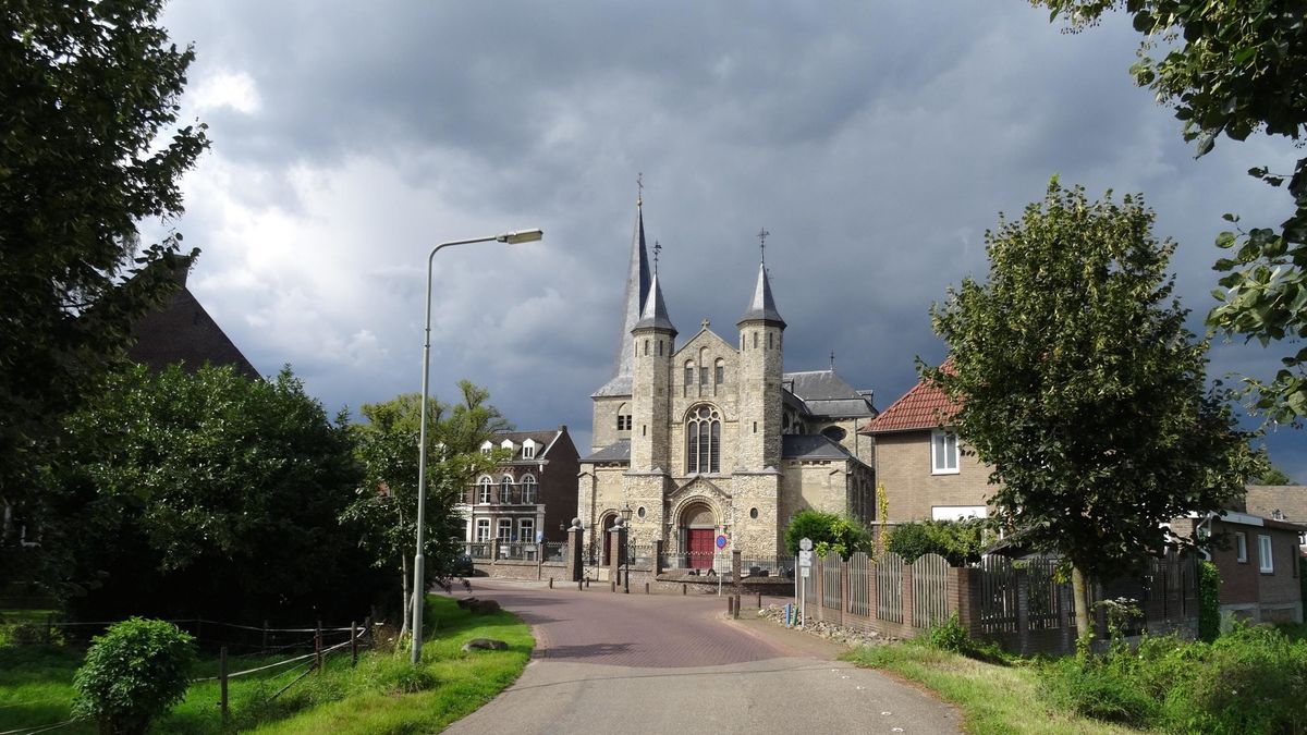 L1 Cultuurcafé: schilderij-mysterie in de kerk van Geulle lijkt opgelost