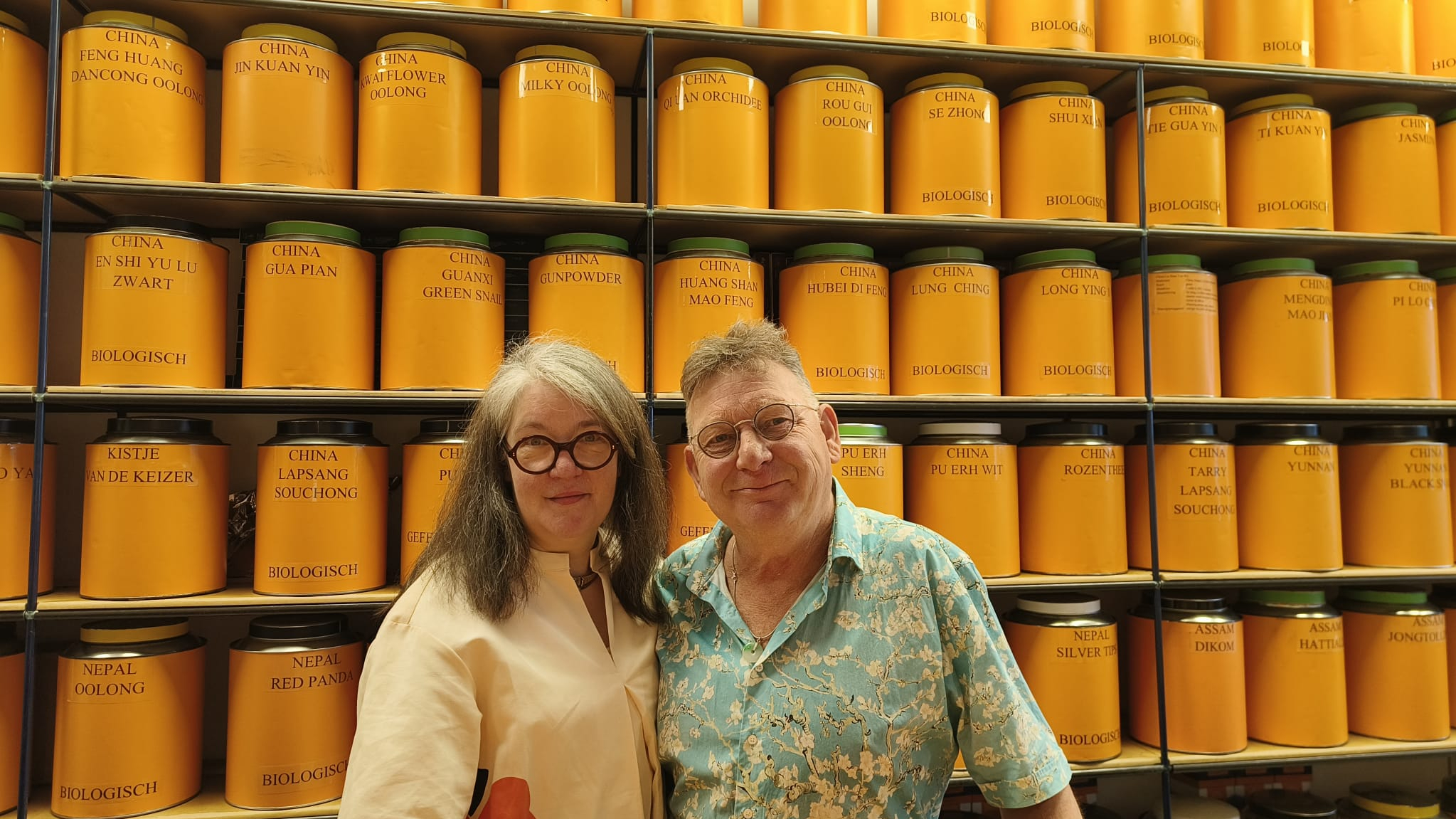 Nancy, Bartho en hun oranje blikken