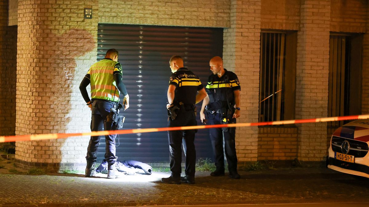 Man (37) zwaargewond bij steekpartij in Leeuwarden, 38-jarige verdachte aangehouden | Keukenbrand op