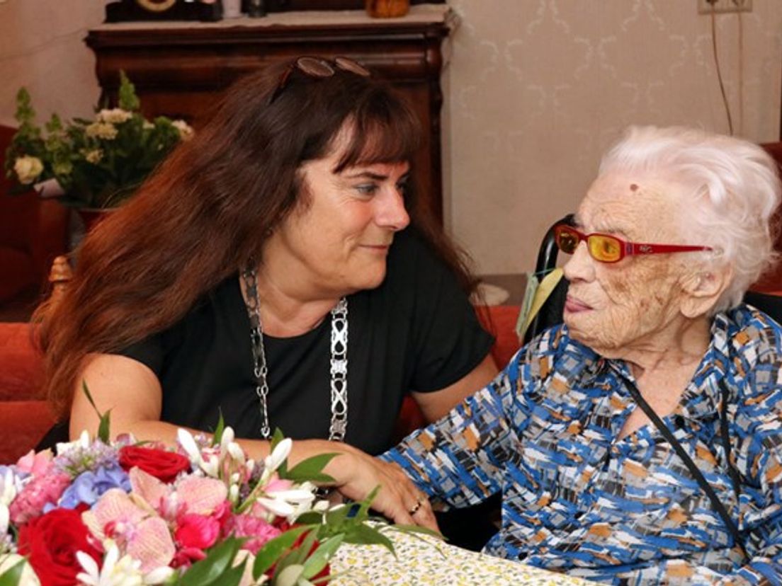Mevrouw Kuijntjes op haar 112de verjaardag.