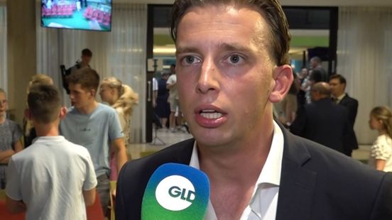 Wethouder Tom de Nooijer overleeft motie van wantrouwen in verhit spoeddebat