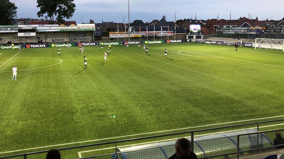 De bal rolt weer bij de Blauwen, maar nog wel zonder publiek