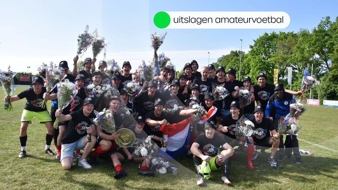 Krabbendijke viert feest; het kampioenschap van de 4e klasse B is binnen