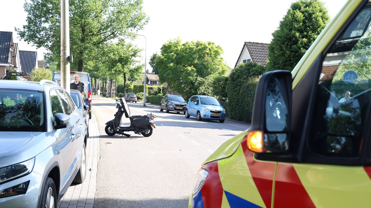 112 Nieuws: Scooterrijder gewond in Hellendoorn | Agent gebeten door hond in borne