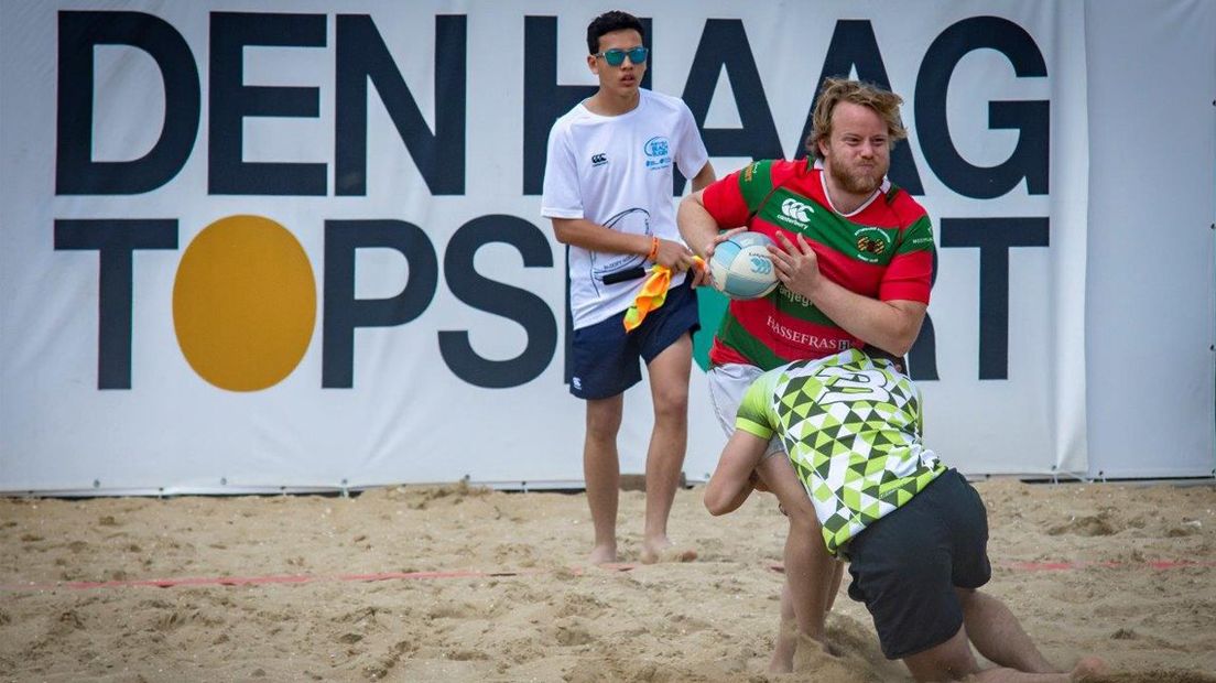 North Sea Beach Rugby op Scheveningen