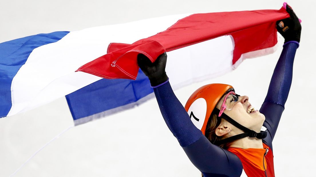 Suzanne Schulting na de finale 1000 meter shorttrack tijdens Olympische Winterspelen