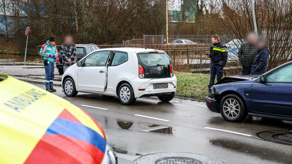 Een persoon naar ziekenhuis na ongeluk in Klazienaveen