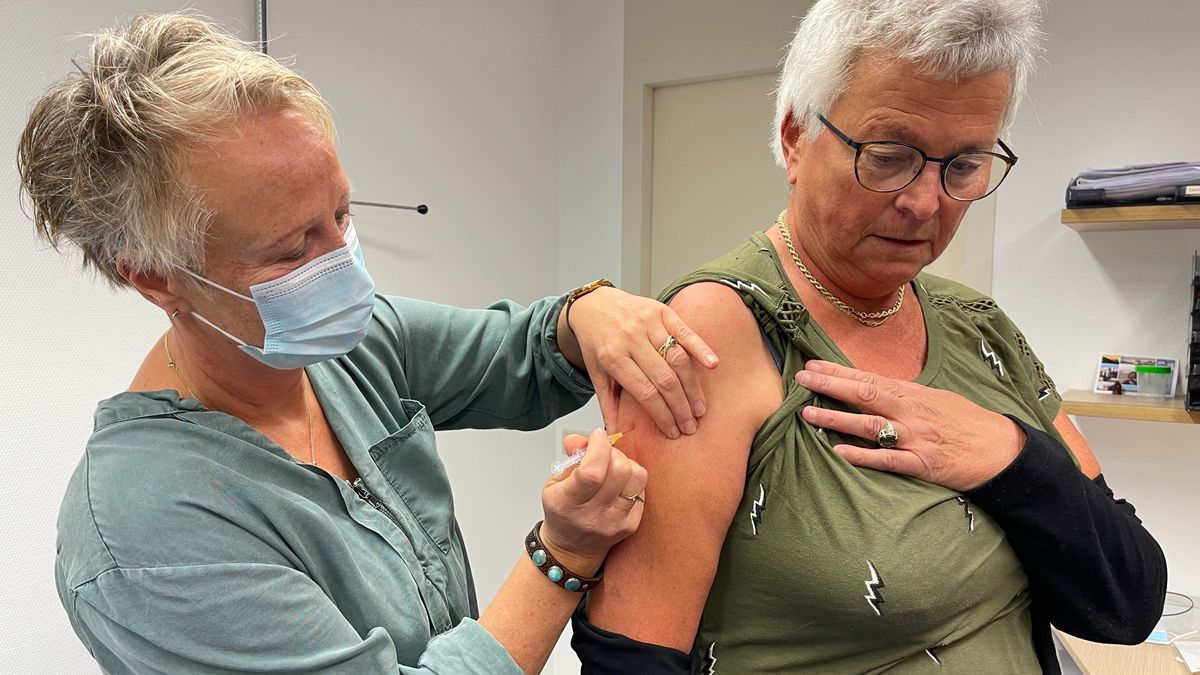 Griepprik halen in Usquert: 'Ik neem alle prikken die je kunt krijgen!' (update)