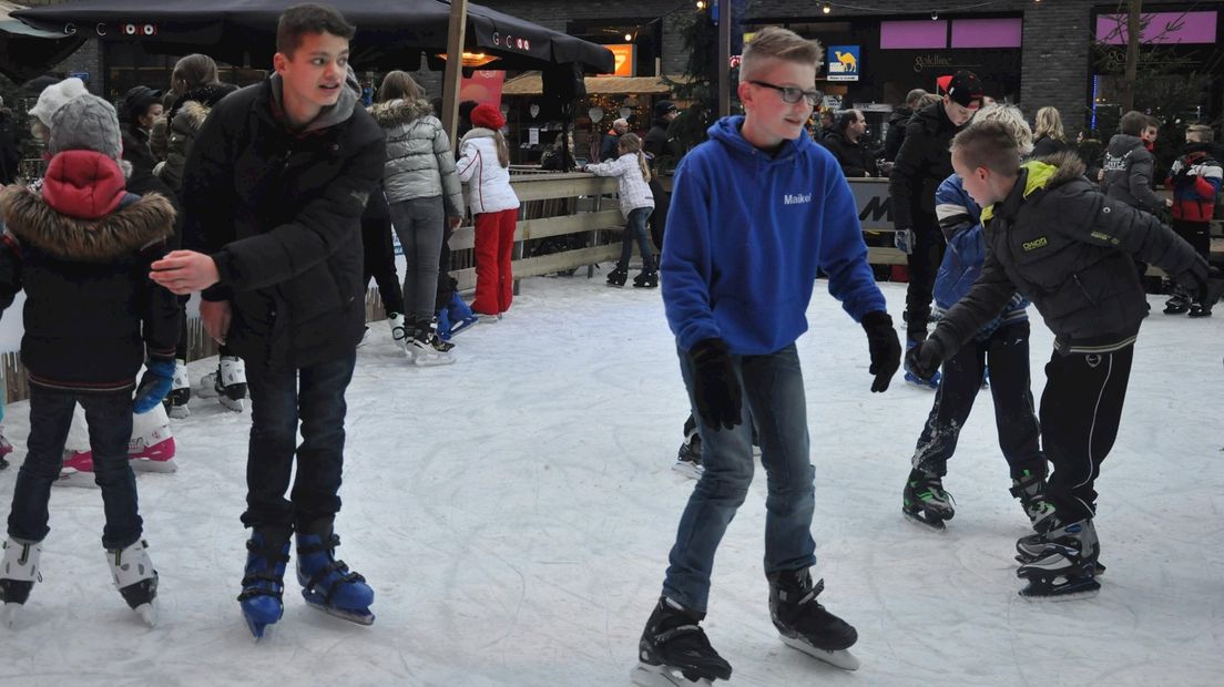 Schaatsen in het centrum van Nijverdal