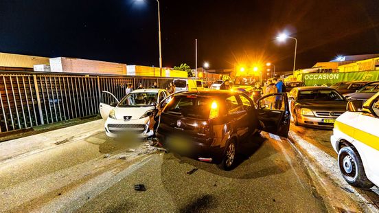 Zware botsing op industrieterrein in Weurt