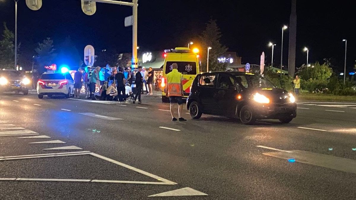 Scooterrijder gewond bij ongeluk in Assen
