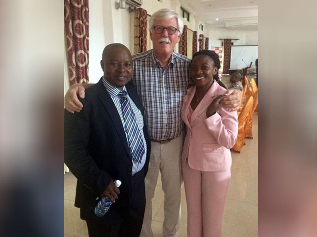 Arie Houweling op de Nederlandse ambassade van de Republiek Congo
