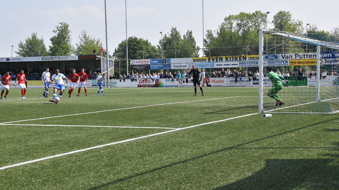 Hoek kan Noordwijk niet van titel afhouden