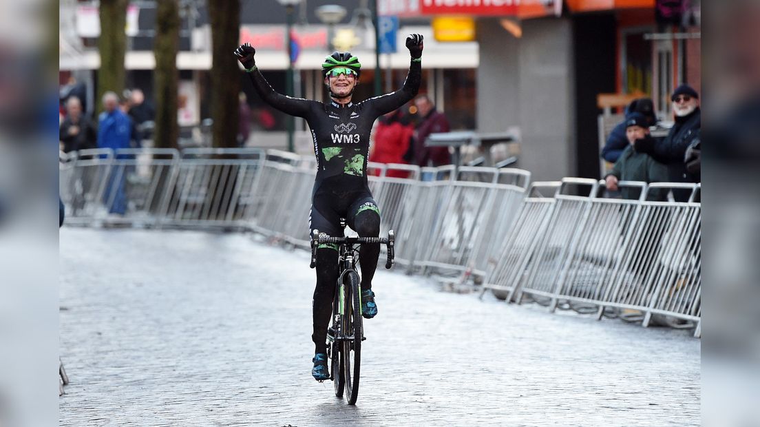 Marianne Vos wint de Sintrumcross