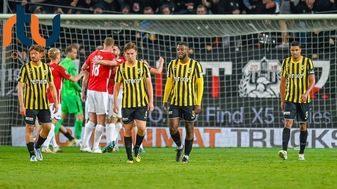 Teleurstelling bij Vitesse-spelers na de 3-0
