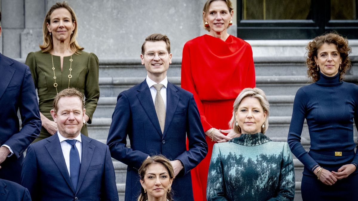 Jaimi van Essen uit Losser beëdigd als landbouwminister