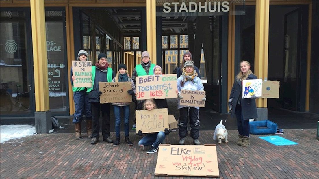 Vader klimaatmeisjes Deventer: "Onder schooltijd staken is het enige pressiemiddel dat ze hebben"