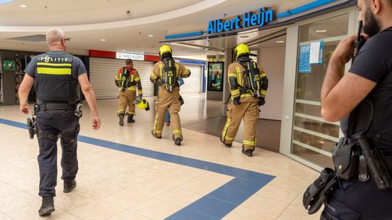 Winkelcentrum ontruimd na brand bij barbecuevak in supermarkt, vuur mogelijk aangestoken Home