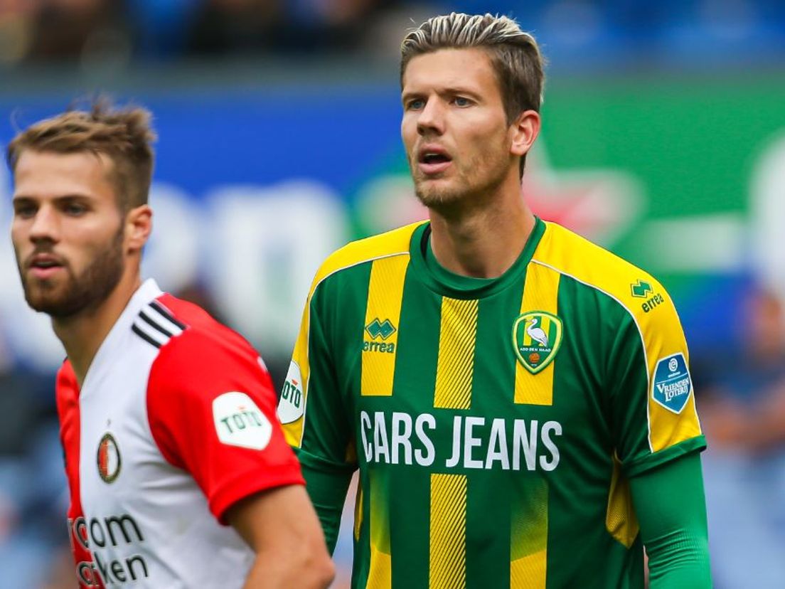 ADO-spits Michiel Kramer eerder dit seizoen in actie tegen Feyenoord. (VK Sportphoto - Mischa Keemink)