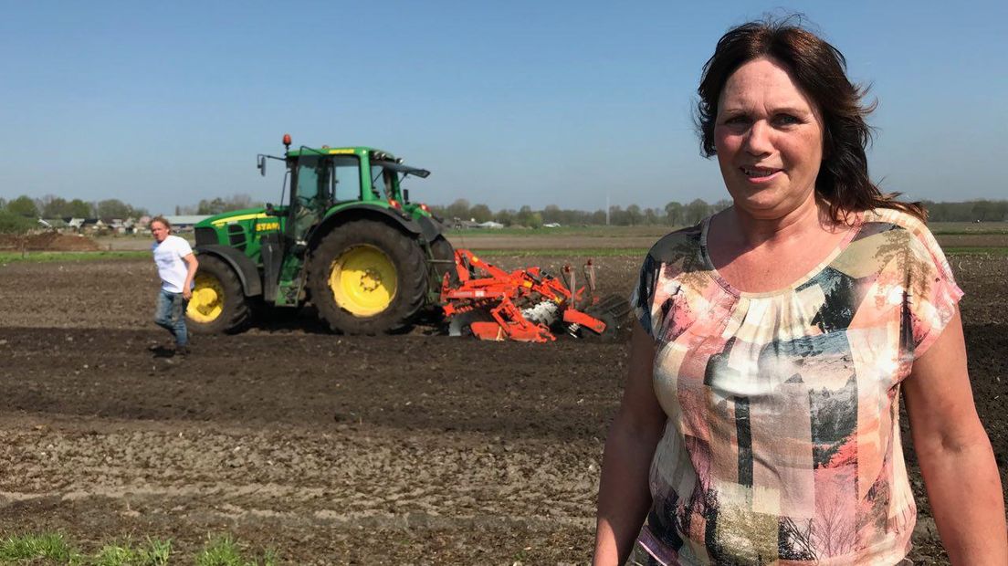 Jannie Stam uit Alteveer doet mee met een zonnepark (Rechten: Hielke Meijer /RTV Drenthe)