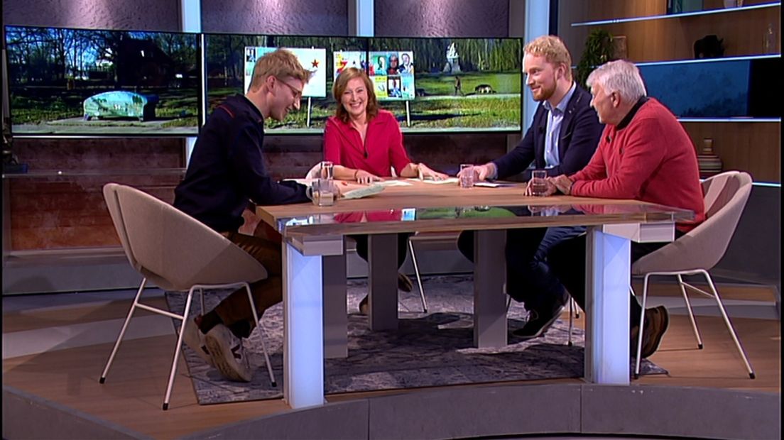 Dick Heuvelman en Bram Douwes aan tafel bij Noord Vandaag.