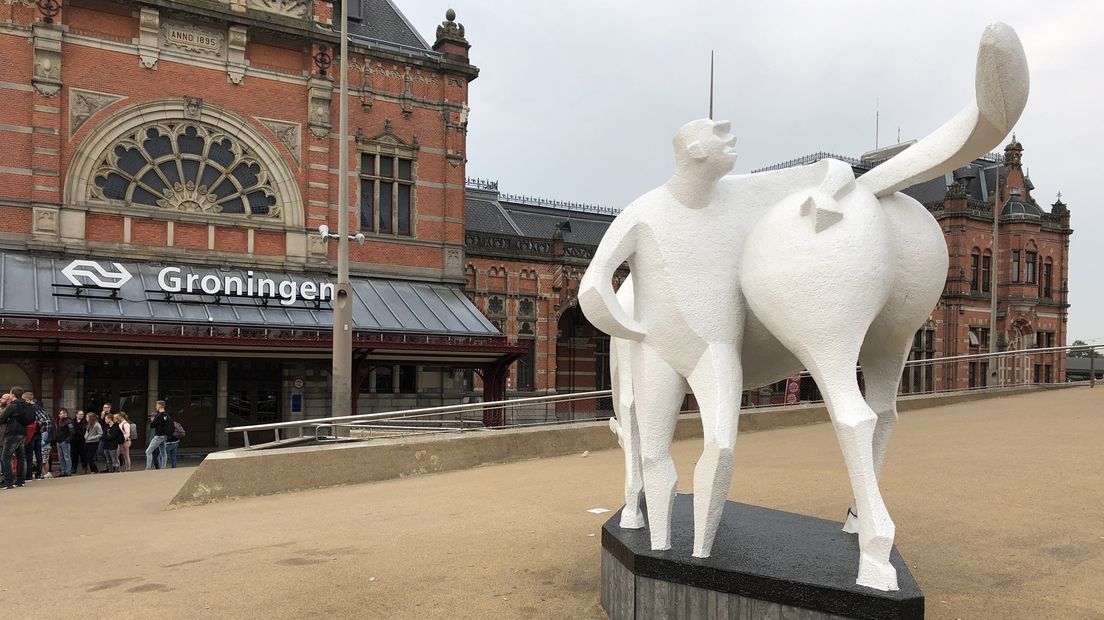 Zo staat het Paard van Ome Loeks er normaal bij