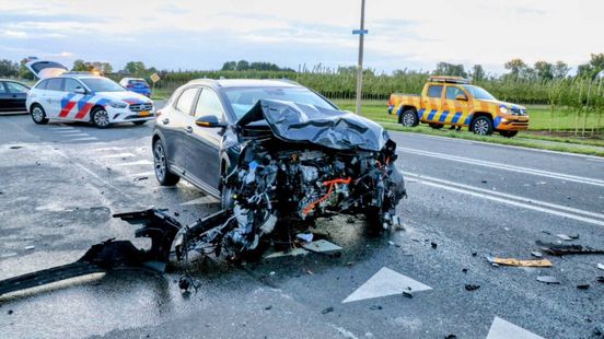Brokstukken na botsing