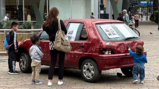 Replica dodenauto van vijfjarige Hind te zien in Dieren
