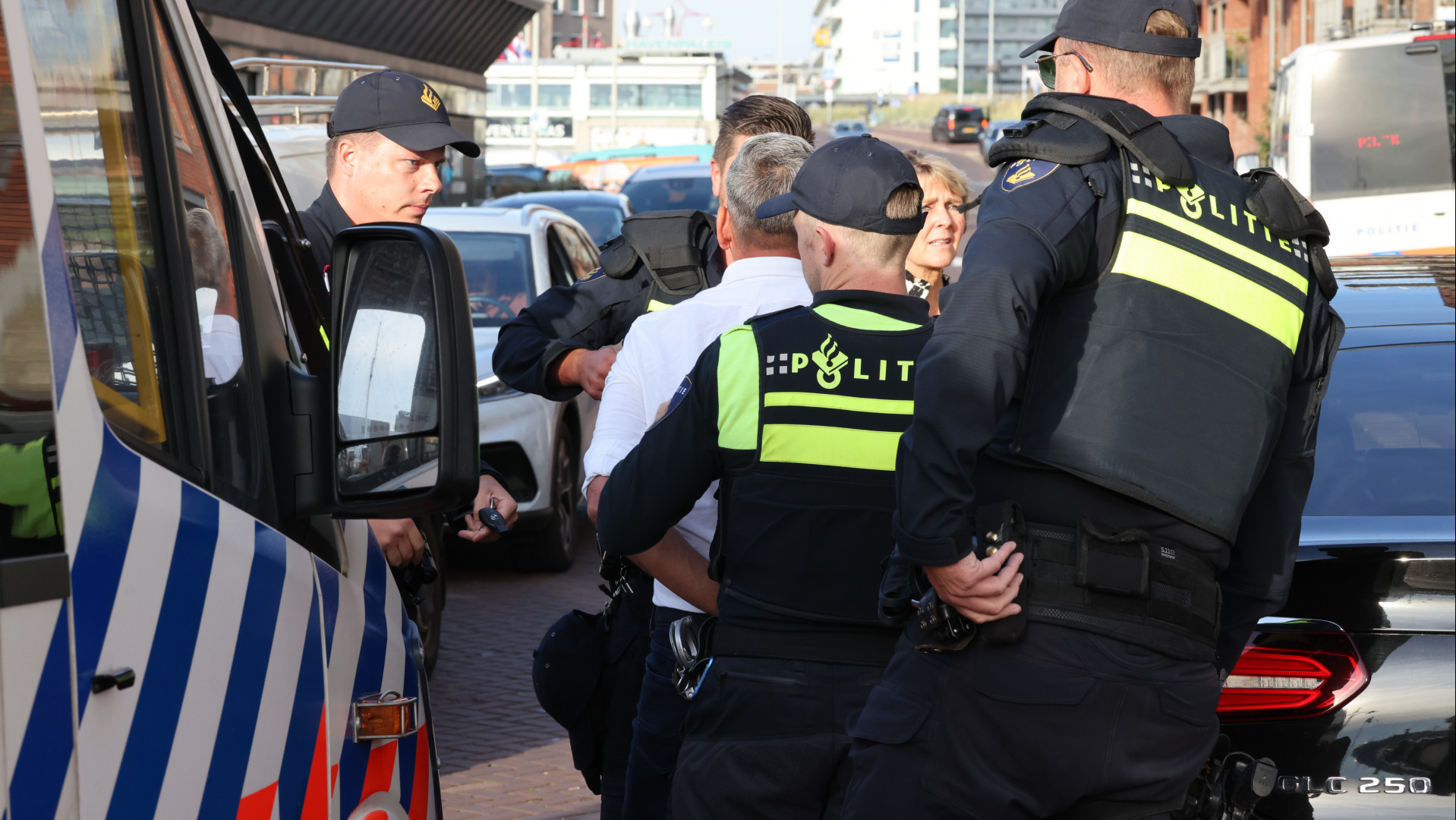 Bij de vechtpartij werden drie mensen aangehouden