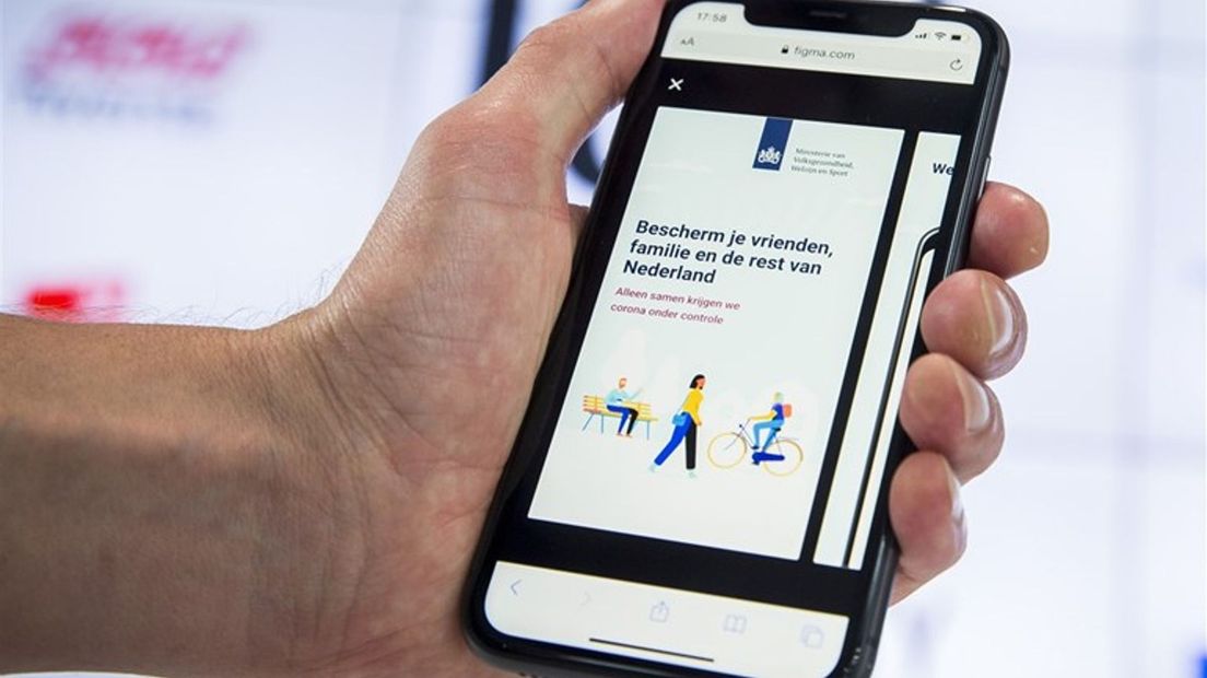 De app CoronaMelder wordt zaterdag landelijk ingevoerd