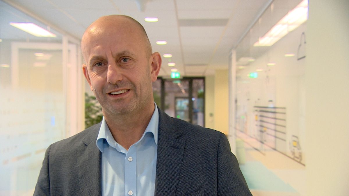 Stedin-directeur Martens wil geen rem op verduurzaming Rilland: 'Laat je op wachtlijst zetten'