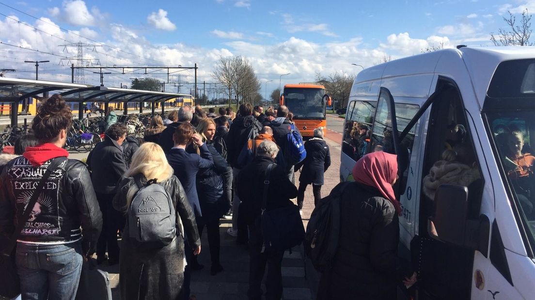 NS zette bussen in tussen Kruiningen en Bergen op Zoom